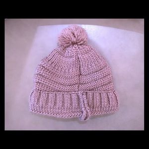 Gap Classic Knitted Pom Hat